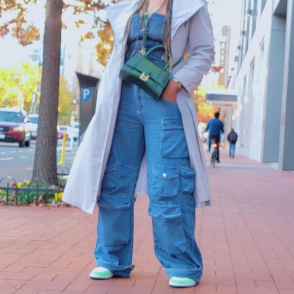 Women's Blue Cargo Jeans Size 11 - Picture 5 of 5